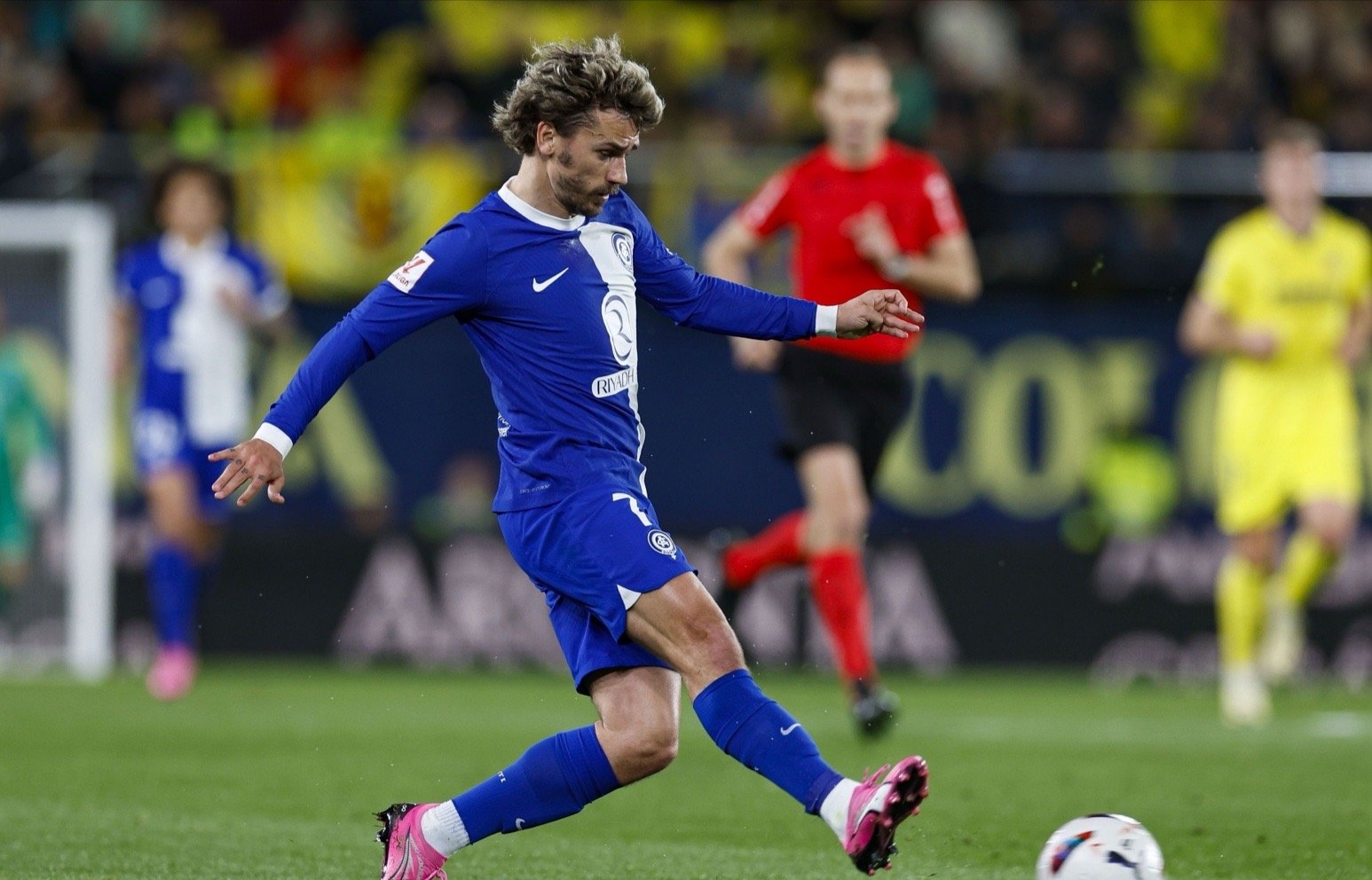 关于冲刺阶段比利亚雷亚尔备战葡超，临场应变细节曝光，引发热议，资深球员宣示担当的信息